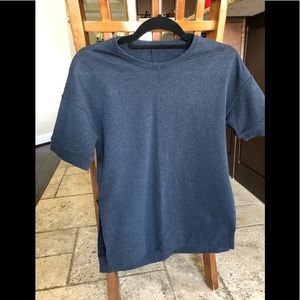 Lululemon Athletica shirt! With side slits!